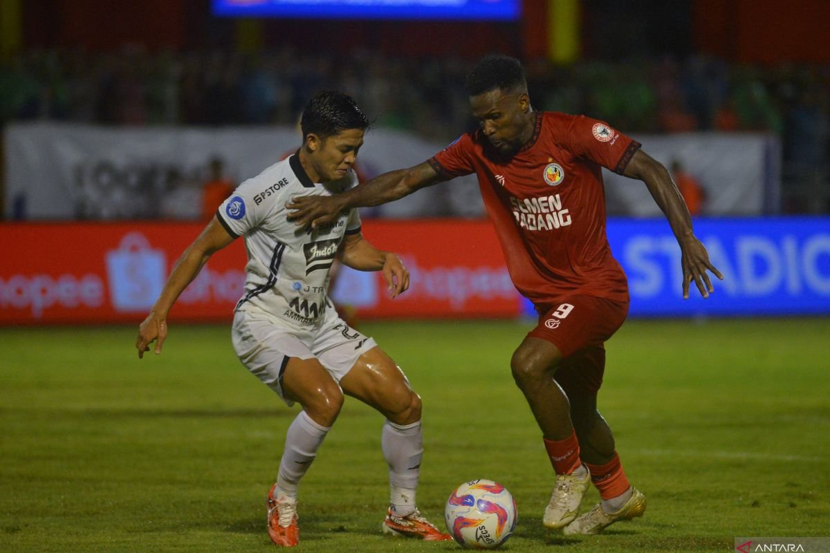 Persija Terlempar dari Empat Besar Usai Takluk 0-2 dari Semen Padang
