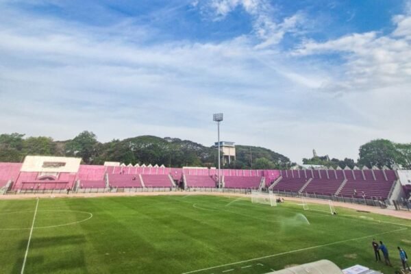 “Persik Kediri Menantang Asia Warriors FC dalam Acara Peluncuran Tim”