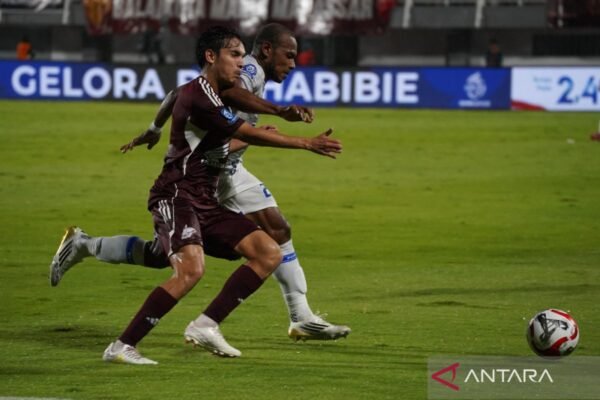 PSM Makassar Menyudahi Pertandingan Imbang 1-1 Melawan Persijap Jepara PSM Makassar Menyudahi Pertandingan Imbang 1-1 Melawan Persijap Jepara