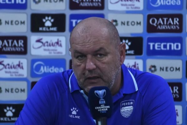 Pelatih Persib Percaya Duel Melawan Lion City Akan Menjadi Tantangan Berat