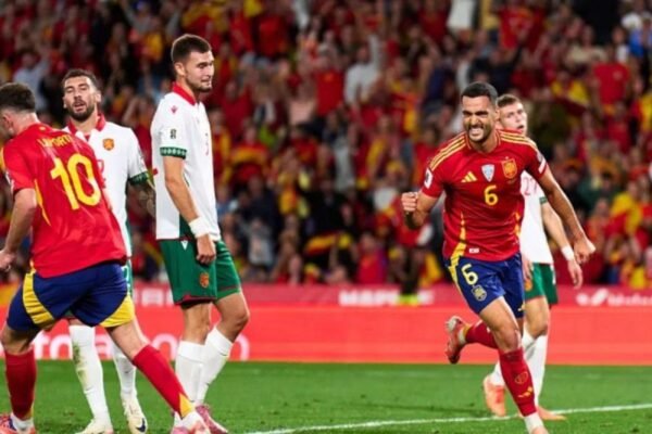 De la Fuente Mengatakan Spanyol Tetap Rendah Hati Setelah Mencetak Rekor Baru